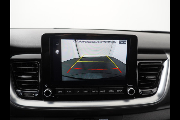 Kia Stonic 1.0 T-GDi MHEV DynamicPlusLine - Navigatie - Apple/Android Carplay - Cruise Control - Lichtmetalen Velgen - Fabrieksgarantie Tot 2031