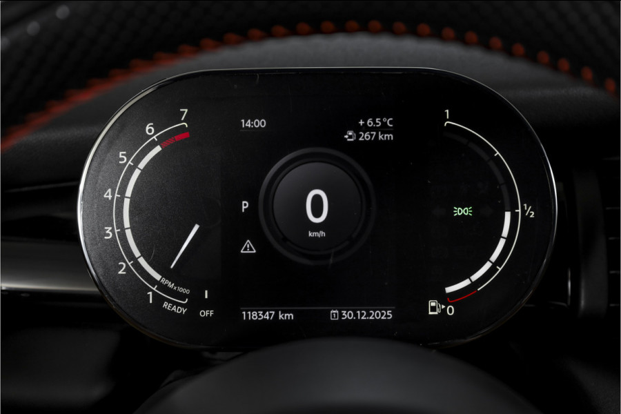 MINI Mini 1.5 Cooper Classic - Automaat Orig. NL | John Cooper Works Pakket | S/K Panodak | Dig.Cockpit | Cruise | PDC | Stoelverw. | ECC | NAV + App.Connect | LM 17" |