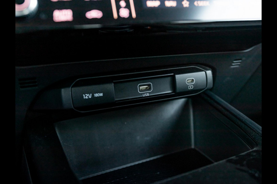 Kia Niro EV Light Advanced 64.8 kWh l Stoel Stuur Verwarming l Camera l Navigatie l SOH 99,4 % l