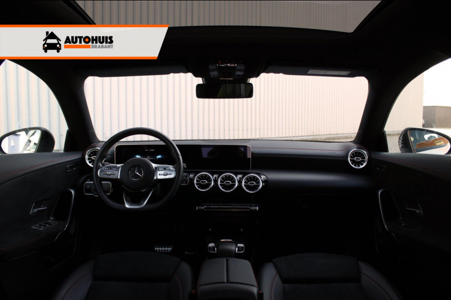 Mercedes-Benz CLA-Klasse Shooting Brake CLA 220 Aut. AMG Line Night, Pano, Sfeerverl.