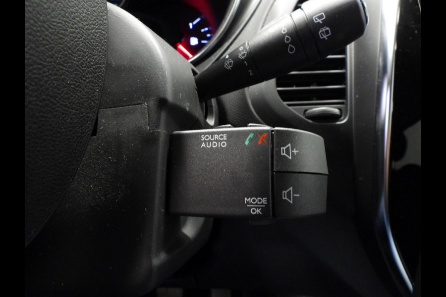 Renault Captur 0.9 TCe Limited NAVI/AIRCO/CRUISE/PDC/16"LMV!