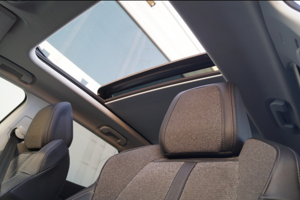 Peugeot 3008 1.2 PureTech 130pk Allure -PANO-ECC-CAM-NAVI-