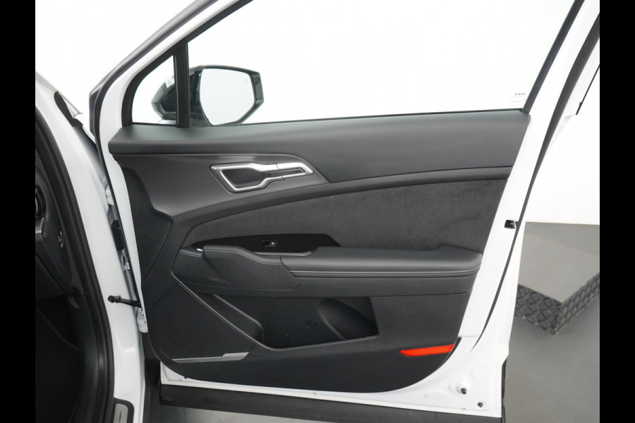 Kia Sportage 1.6 T-GDi Hybrid GT-Line Automaat Apple Carlpay/Android Auto - Cruise Control Adapatief - Dodehoekdetectie - Panorama Dak - Navigatie -  Stoel/Stuurverwarming - Trekhaak - Fabrieksgarantie tot 05-2031