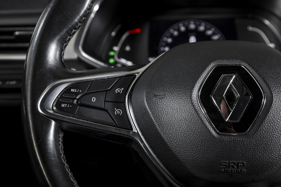 Renault Captur 1.3 TCe 130 Intens 130 PK - Automaat | Dig. Cockpit | Cruise | PDC | Camera | NAV + App. Connect | ECC | Afn. Trekhaak | DAB | LM 18" |