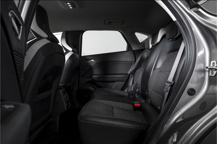 Renault Captur 1.3 TCe 130 Intens 130 PK - Automaat | Dig. Cockpit | Cruise | PDC | Camera | NAV + App. Connect | ECC | Afn. Trekhaak | DAB | LM 18" |