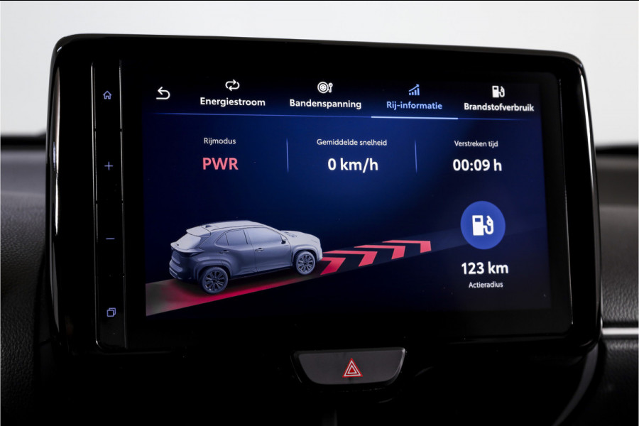 Toyota Yaris Cross 1.5 Hybrid Dynamic | Winterpakket | Trekhaak | Dig. Cockpit | Adapt. Cruise | PDC | Camera | NAV + App. Connect | ECC | DAB | LM 17" |