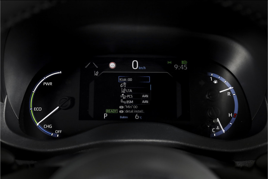 Toyota Yaris Cross 1.5 Hybrid Dynamic | Winterpakket | Trekhaak | Dig. Cockpit | Adapt. Cruise | PDC | Camera | NAV + App. Connect | ECC | DAB | LM 17" |