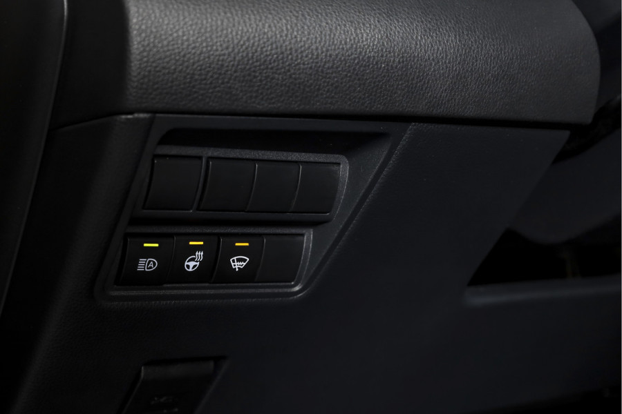 Toyota Yaris Cross 1.5 Hybrid Dynamic | Winterpakket | Trekhaak | Dig. Cockpit | Adapt. Cruise | PDC | Camera | NAV + App. Connect | ECC | DAB | LM 17" |