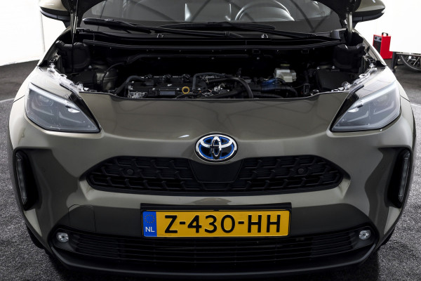 Toyota Yaris Cross 1.5 Hybrid Dynamic | Winterpakket | Trekhaak | Dig. Cockpit | Adapt. Cruise | PDC | Camera | NAV + App. Connect | ECC | DAB | LM 17" |