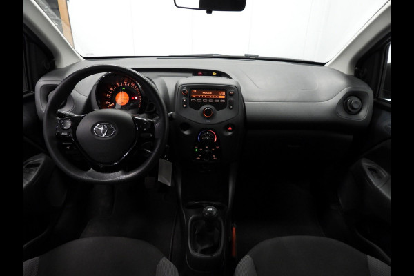 Toyota Aygo 1.0 VVT-i X-Fun AIRCO/BLUETOOTH!