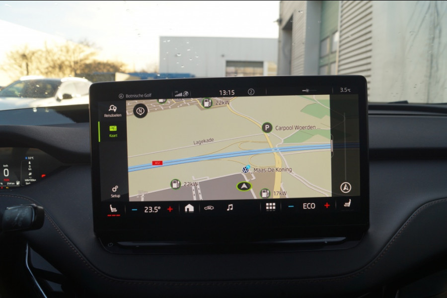 Škoda ENYAQ iV 80 First Edition High -PANO-LEER-LED-TREKHAAK-