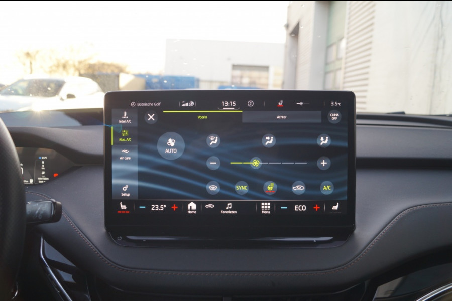 Škoda ENYAQ iV 80 First Edition High -PANO-LEER-LED-TREKHAAK-