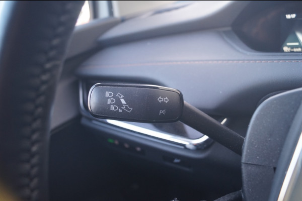 Škoda ENYAQ iV 80 First Edition High -PANO-LEER-LED-TREKHAAK-