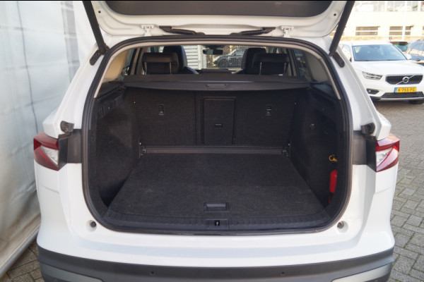 Škoda ENYAQ iV 80 First Edition High -PANO-LEER-LED-TREKHAAK-