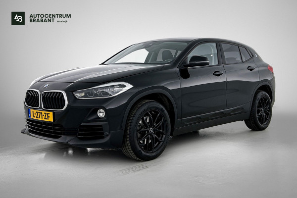 BMW X2 SDrive18i Executive(Dealer OnderH, Navi, StoelV, Camera, Parkeersensoren, Climate Con, Etc)
