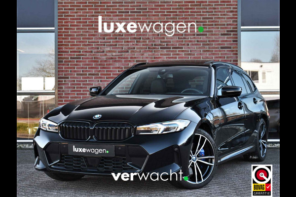 BMW 3 Serie Touring 330e xDrive M-Sport Pro Pano M-zetels ACC HUD 19inch El-klep