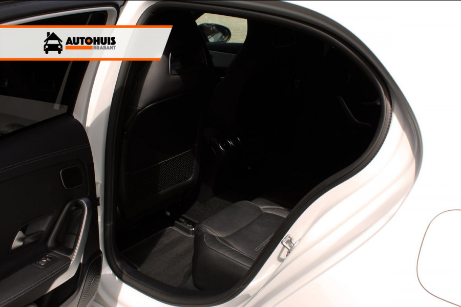 Mercedes-Benz A-Klasse A 250 Aut. AMG Line Memory, Burmester, 360