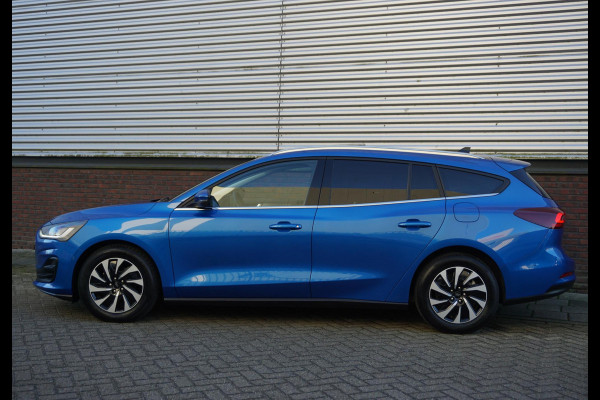 Ford FOCUS Wagon 1.0 EcoB.125PK Hybrid Titanium X/Panoramadak/ Zeldzaam Compleet!!!
