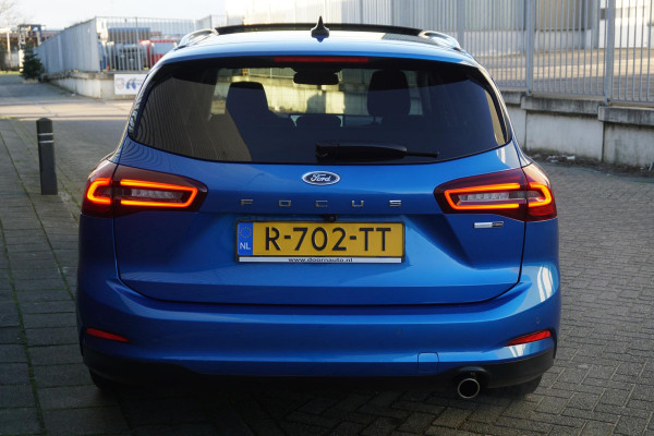 Ford FOCUS Wagon 1.0 EcoB.125PK Hybrid Titanium X/Panoramadak/ Zeldzaam Compleet!!!