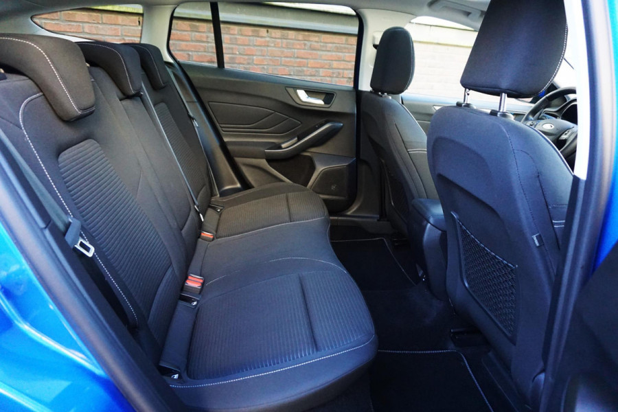 Ford FOCUS Wagon 1.0 EcoB.125PK Hybrid Titanium X/Panoramadak/ Zeldzaam Compleet!!!