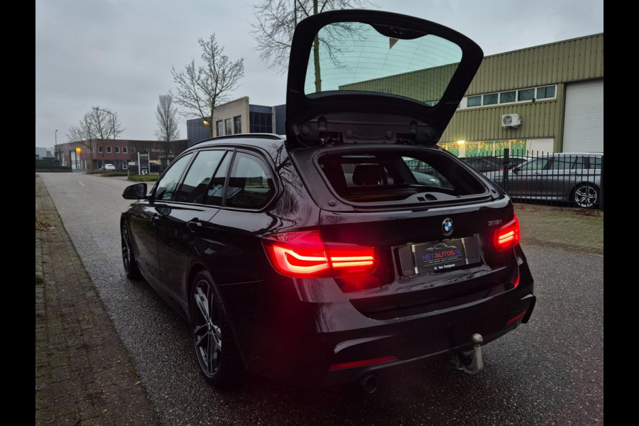 BMW 3 Serie Touring M Sport Panorama Apple CarPlay Camera Trekhaak volle Optieslijst NAP 6WB Shadow Executive Edition NAP Nbt Evo