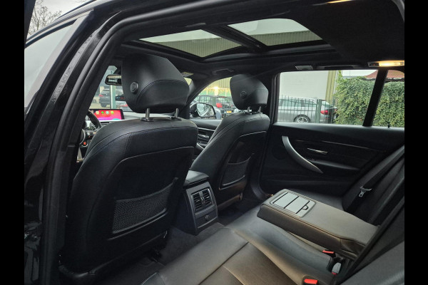 BMW 3 Serie Touring M Sport Panorama Apple CarPlay Camera Trekhaak volle Optieslijst NAP 6WB Shadow Executive Edition NAP Nbt Evo