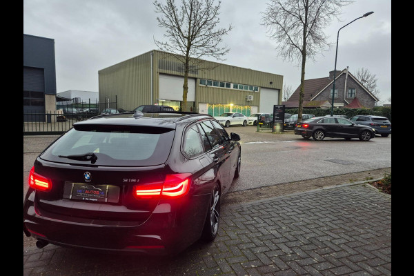 BMW 3 Serie Touring M Sport Panorama Apple CarPlay Camera Trekhaak volle Optieslijst NAP 6WB Shadow Executive Edition NAP Nbt Evo