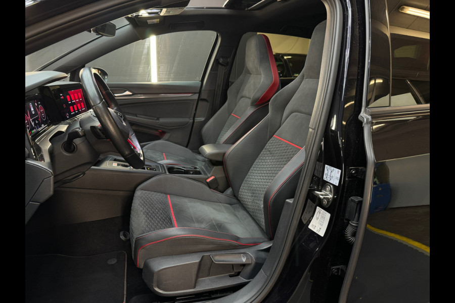 Volkswagen Golf 2.0 TSI GTI Clubsport Pano|IQ|Camera|Sfeer