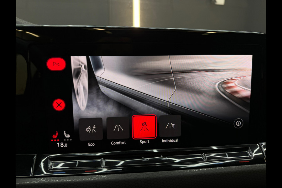 Volkswagen Golf 2.0 TSI GTI Clubsport Pano|IQ|Camera|Sfeer