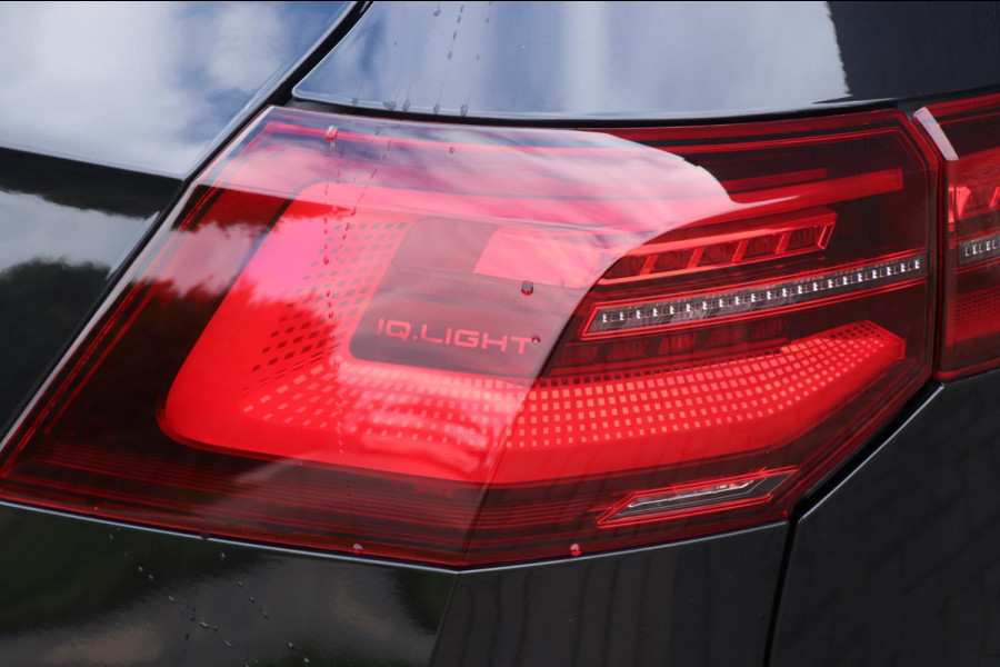 Volkswagen Golf 1.5 eTSI R-Line | 3X R-Line | PANO | IQ.Light | VOL!