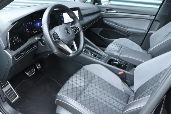 Volkswagen Golf 1.5 eTSI R-Line | 3X R-Line | PANO | IQ.Light | VOL!