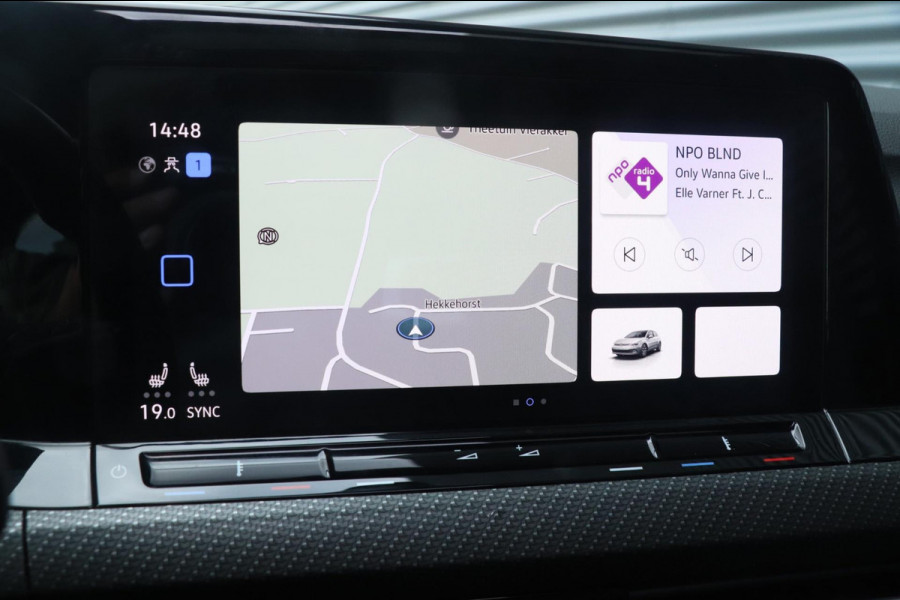 Volkswagen Golf 1.5 eTSI R-Line | 3X R-Line | PANO | IQ.Light | VOL!