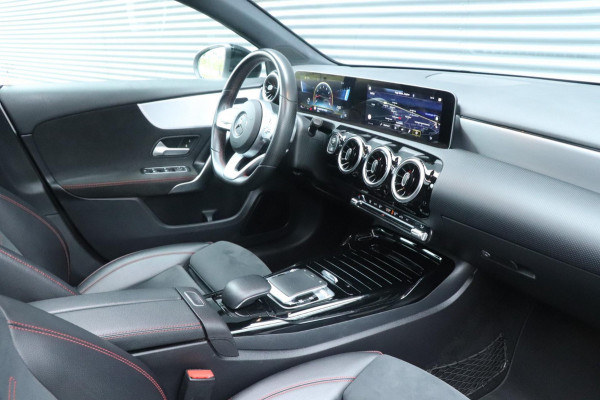 Mercedes-Benz A-Klasse AMG A35 4MATIC | PANO | CAMERA | VOL!