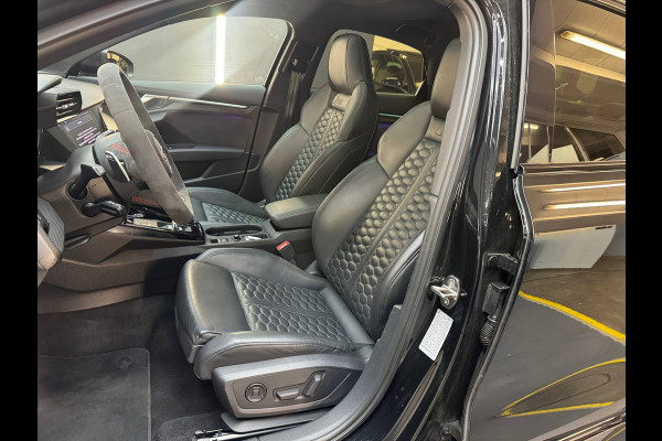 Audi RS3 Limousine 2.5 TFSI quattro Pano|B&O|HuD|Alcantara