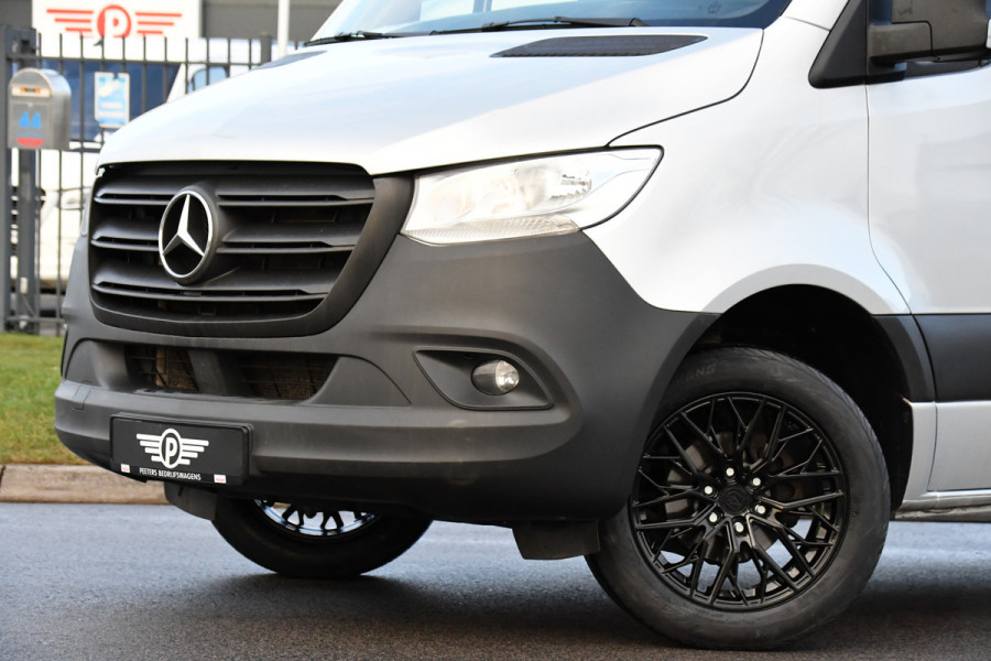 Mercedes-Benz Sprinter 317 1.9 CDI L2H2 RWD PB Edition Camera, Cruise, Carplay, 10,5'' Mbux, 3500kg Trekhaak, Stoelverwarming, 170pk, Automaat, Uniek!