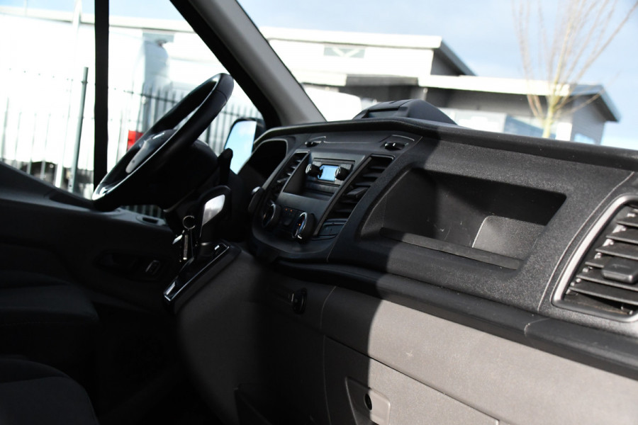 Ford Transit 350 2.0 TDCI L2H2 PB Edition Cruise, Sensoren, 130pk, Automaat, Trekhaak, Airco, Radio, Uniek!