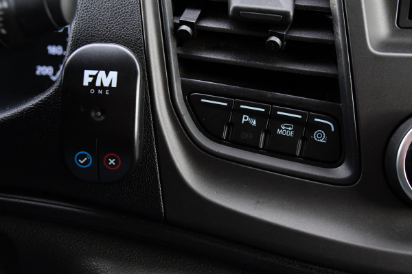 Ford Transit 350 2.0 TDCI L2H2 PB Edition Cruise, Sensoren, 130pk, Automaat, Trekhaak, Airco, Radio, Uniek!