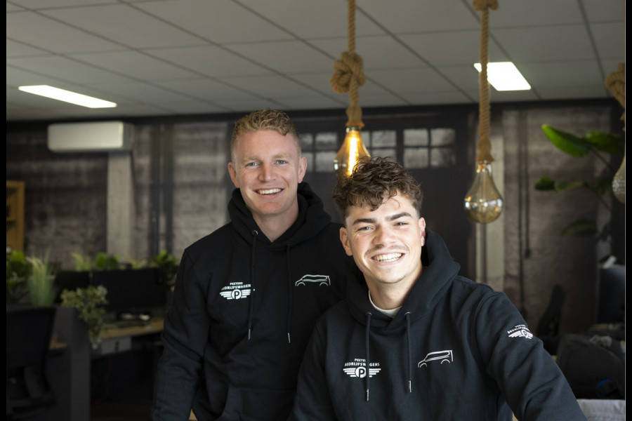 Mercedes-Benz Sprinter 316 2.2 CDI L2H1 PB Edition Camera, Cruise, Carplay, 164pk, LED, 2 x Schuifdeur, Automaat, Trekhaak, Multimedia, Uniek!