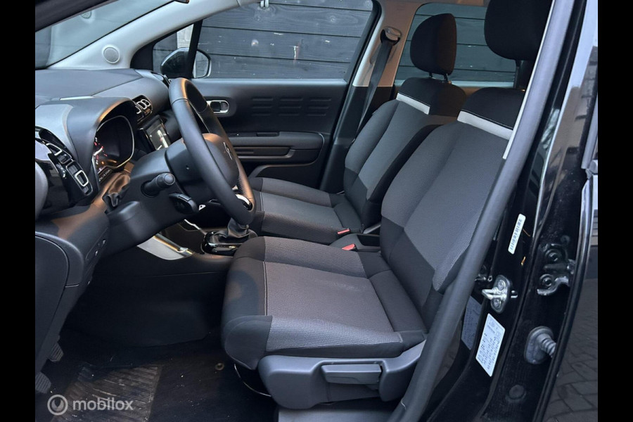 Citroën C3 Aircross 1.2 PureTech Plus 110 PK / FM NAV / 16" / Privacy glass / Carplay