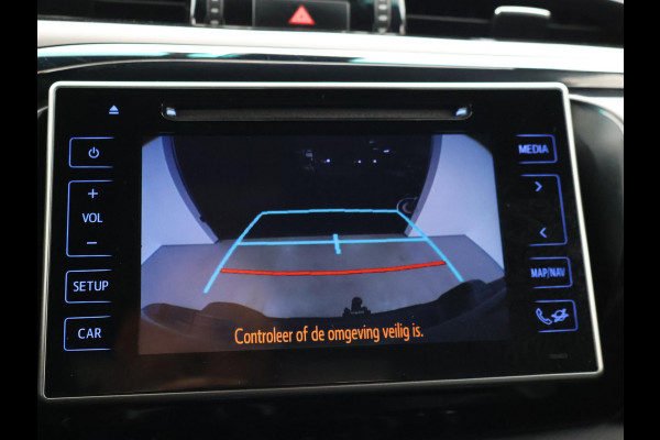 Toyota Hilux 2.4 D-4D AUT. 4X4 DOUBLE CAB EXECUTIVE ORIG. NL *41.151 KM* + ADAPTIVE CRUISE | CAMERA | STOELVERW. | NAVIGATIE