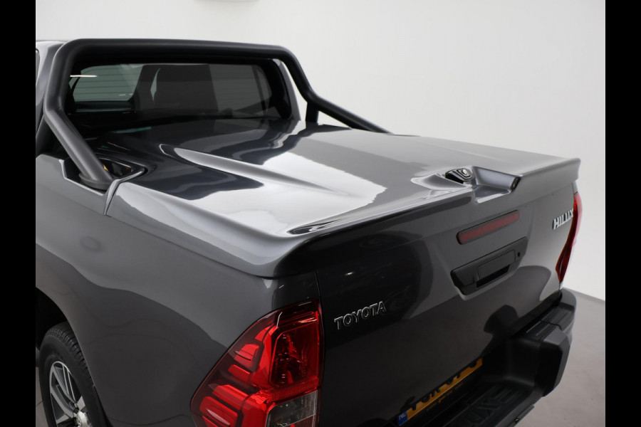 Toyota Hilux 2.4 D-4D AUT. 4X4 DOUBLE CAB EXECUTIVE ORIG. NL *41.151 KM* + ADAPTIVE CRUISE | CAMERA | STOELVERW. | NAVIGATIE