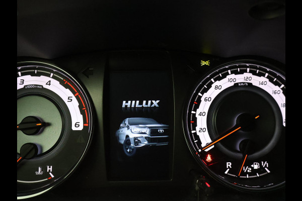 Toyota Hilux 2.4 D-4D AUT. 4X4 DOUBLE CAB EXECUTIVE ORIG. NL *41.151 KM* + ADAPTIVE CRUISE | CAMERA | STOELVERW. | NAVIGATIE