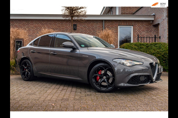 Alfa Romeo Giulia 2.0 T 280pk AWD Veloce Adaptive Camera Leder Stoel/Stuurverw. 19''