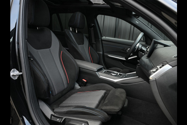 BMW 3 Serie Touring 330e xDrive · M sport · Accu 19,5kWh · Trekhaak · Panoramadak · Active Cruise · Camera · Ambiance interieur ·
