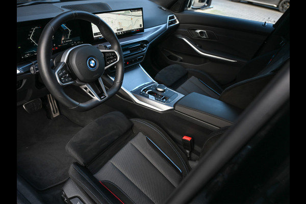 BMW 3 Serie Touring 330e xDrive · M sport · Accu 19,5kWh · Trekhaak · Active Cruise · Hifi audio · Camera · Ambiance interieur · Full Stylin