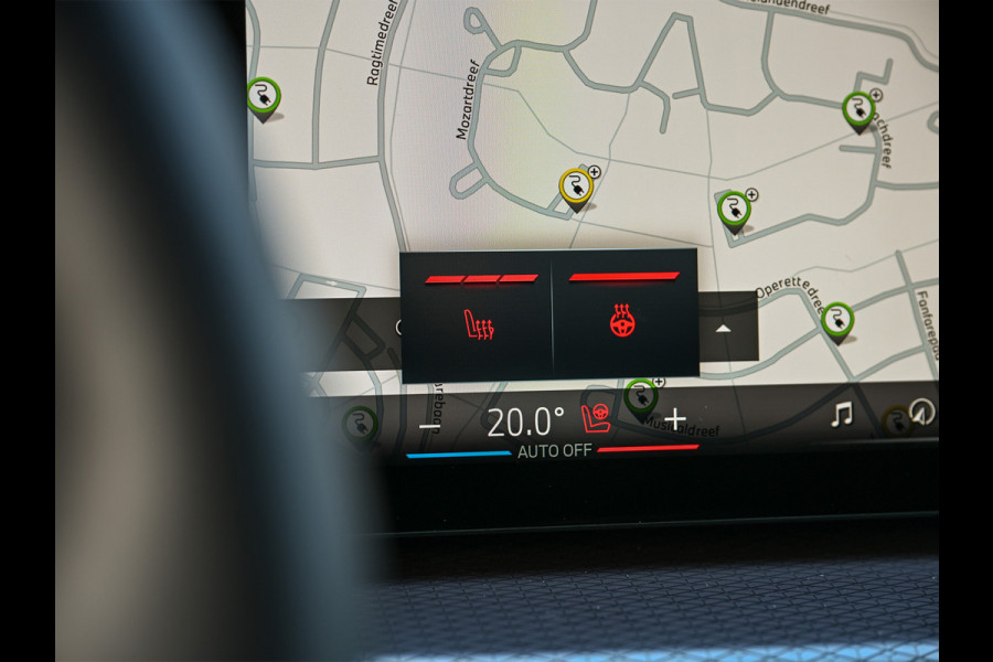 BMW 3 Serie Touring 330e xDrive · M sport · Accu 19,5kWh · Trekhaak · Active Cruise · Hifi audio · Camera · Ambiance interieur · Full Stylin