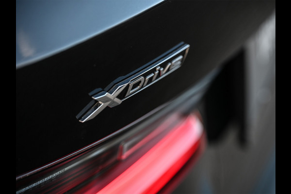 BMW 3 Serie Touring 330e xDrive · M sport · Accu 19,5kWh · Trekhaak · Active Cruise · Hifi audio · Camera · Ambiance interieur · Full Stylin
