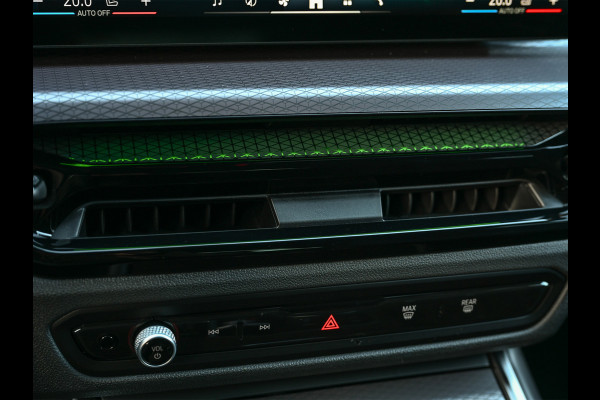 BMW 3 Serie Touring 330e xDrive · M sport · Accu 19,5kWh · Trekhaak · Active Cruise · Hifi audio · Camera · Ambiance interieur · Full Stylin