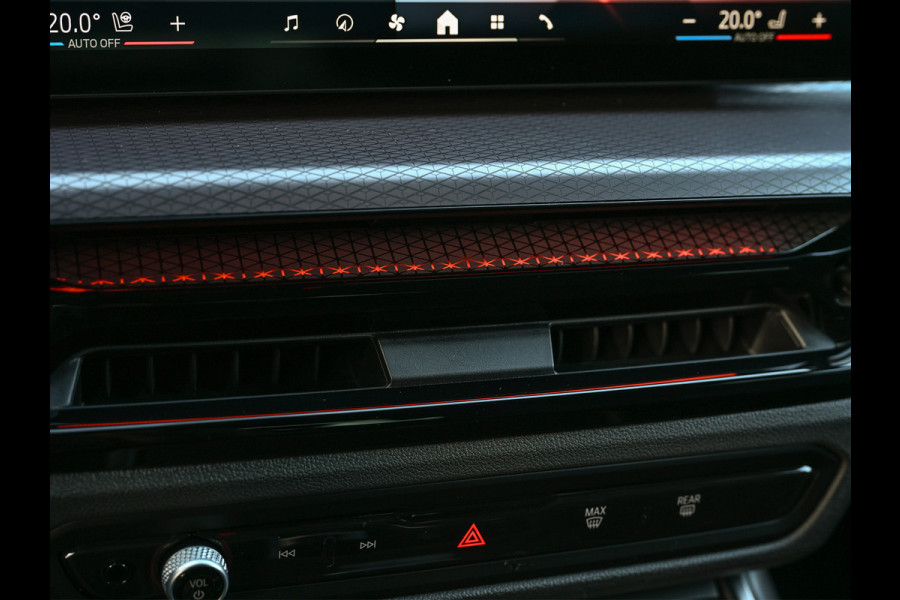 BMW 3 Serie Touring 330e xDrive · M sport · Accu 19,5kWh · Trekhaak · Active Cruise · Hifi audio · Camera · Ambiance interieur · Full Stylin