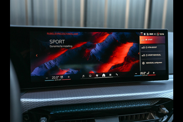 BMW 3 Serie Touring 330e xDrive · M sport · Accu 19,5kWh · Trekhaak · Active Cruise · Hifi audio · Camera · Ambiance interieur · Full Stylin